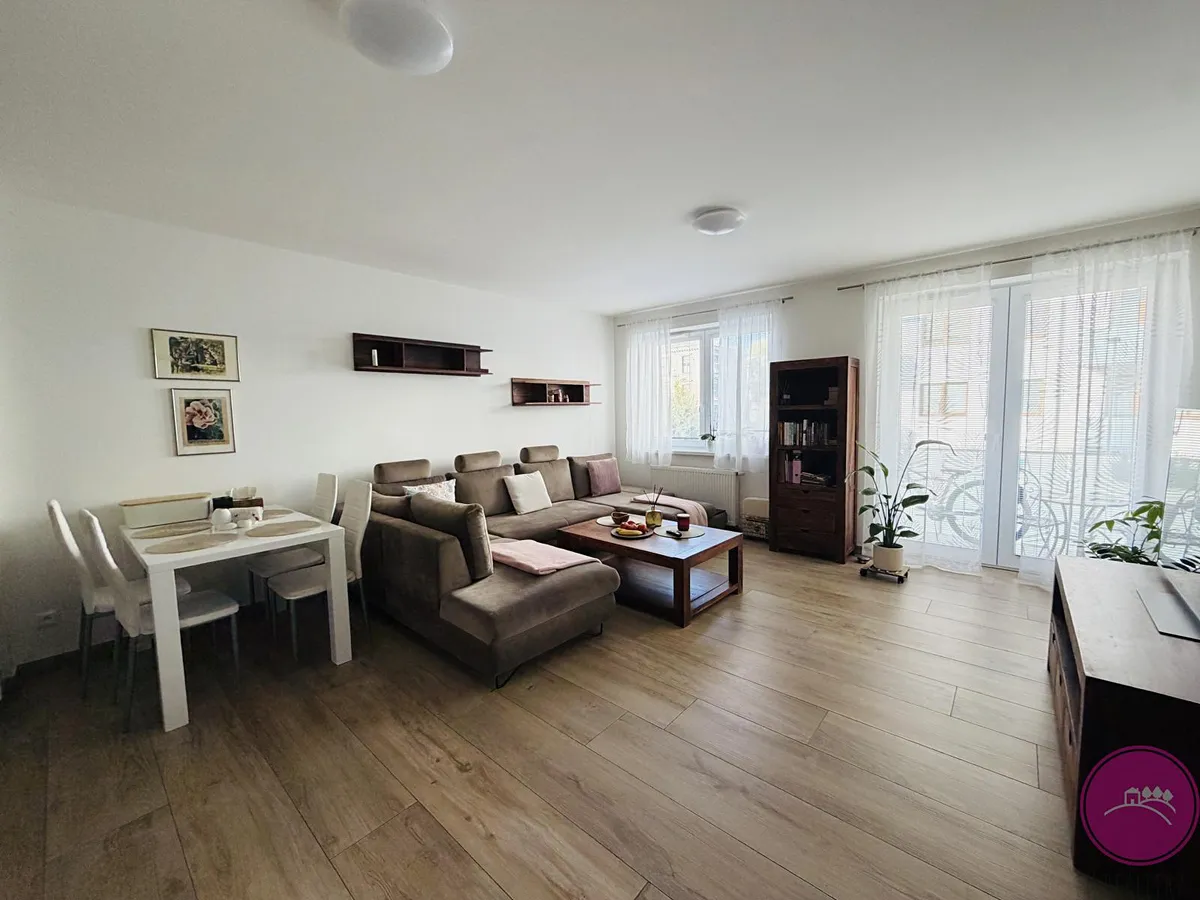 Pronájem bytu 2+kk 60 m²
